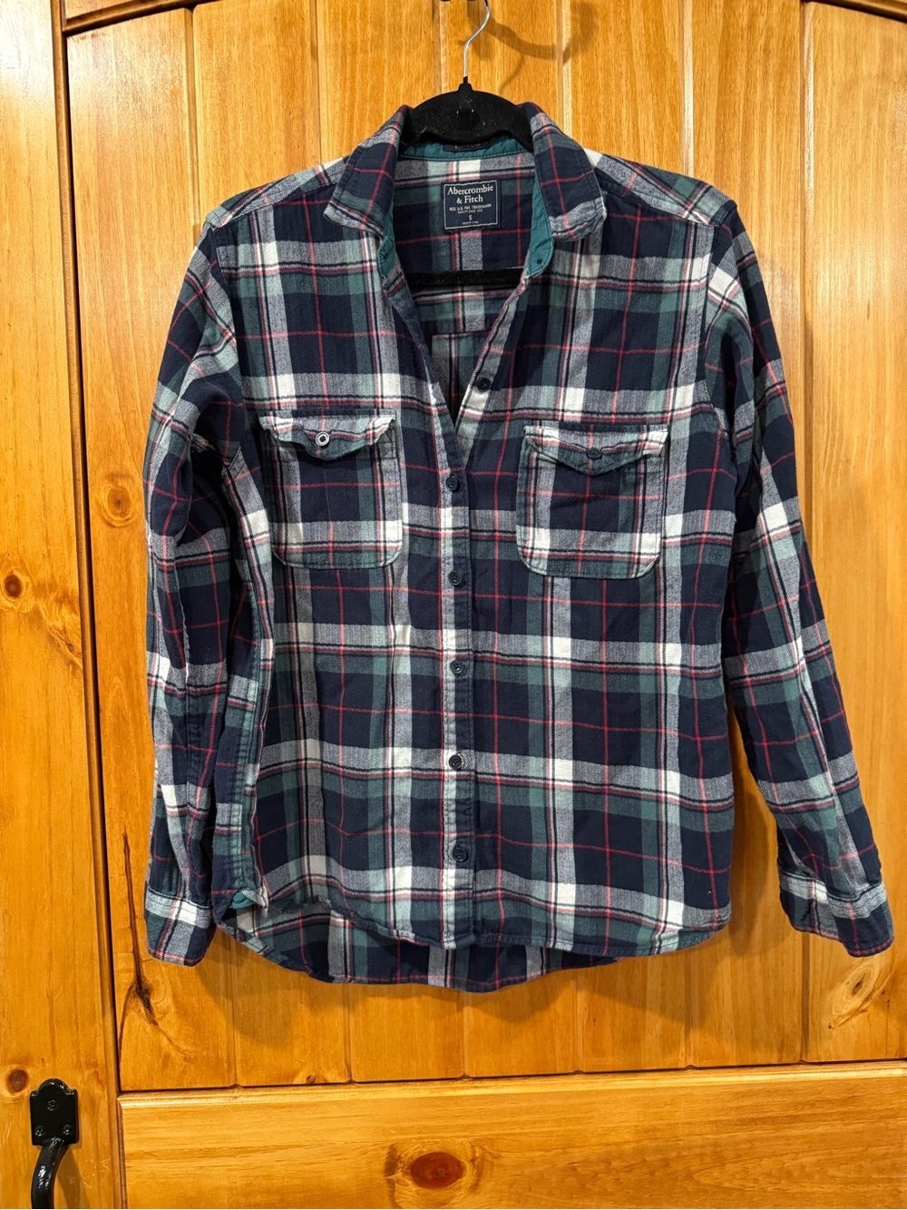 Abercrombie & Fitch boyfriend fit Navy & Green Plaid Button-Up Shirt